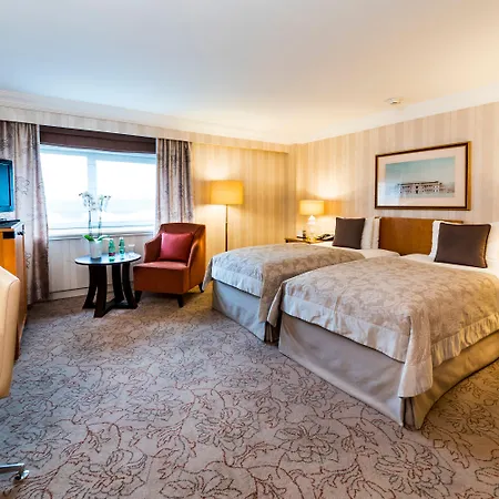Hilton Vienna Waterfront-3
